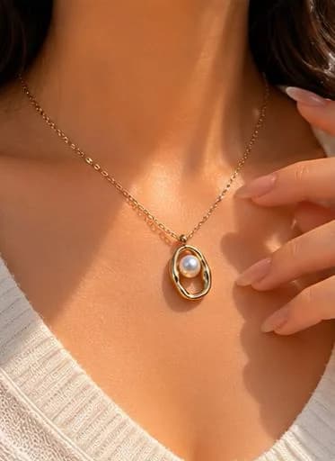 Collier Oval Élégance thumbnail 4